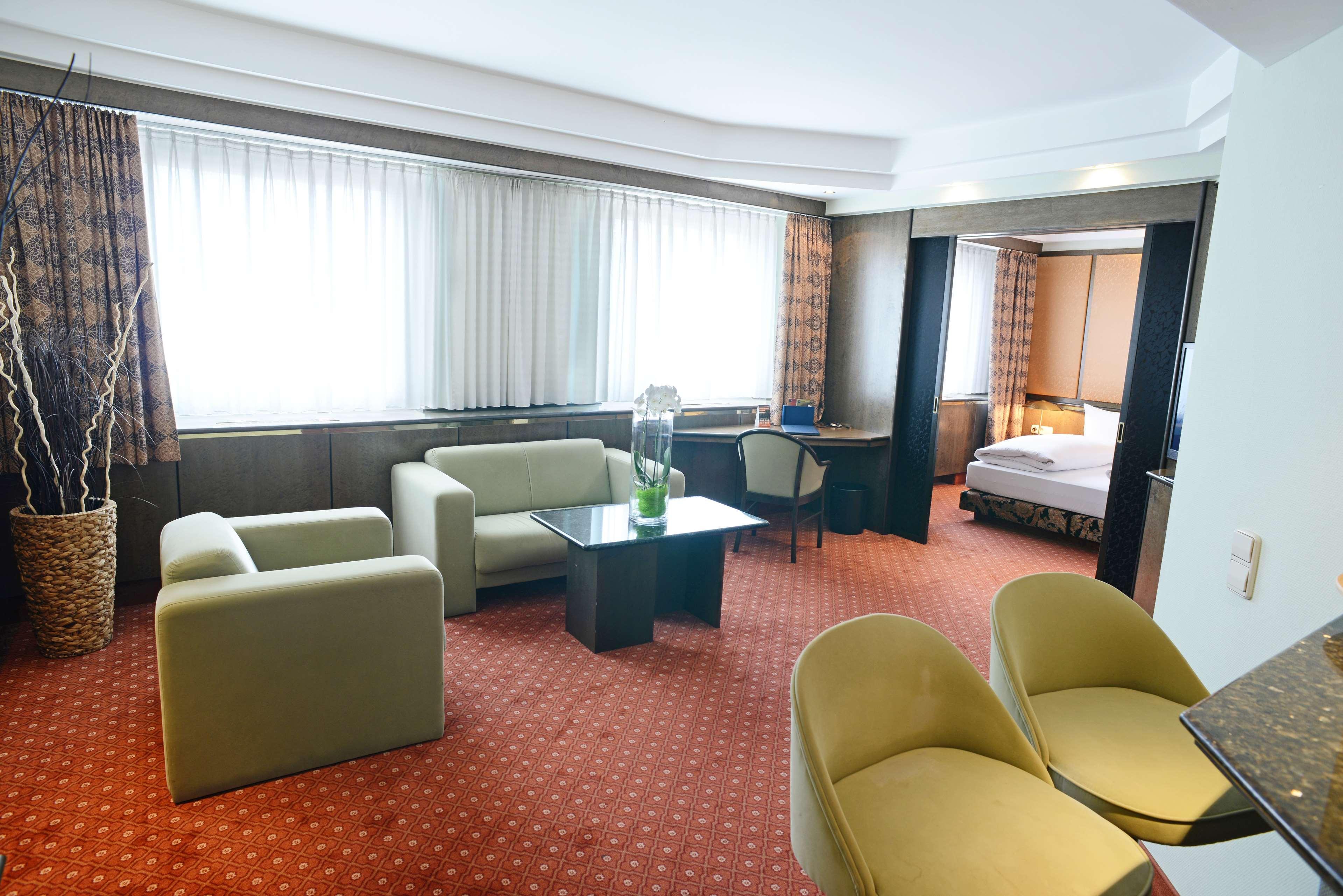 Plaza Kongresshotel Europe Stuttgart Exteriör bild
